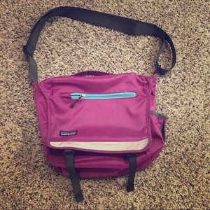 Patagonia messenger bag